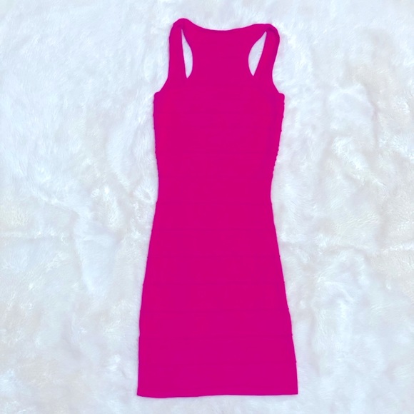 💥 💖 DYNAMITE Mini-dress XS/S - Picture 3 of 4